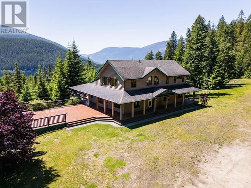 4625 Crescent View  Drive, Nelson, BC - Outdoor With Deck Patio Veranda