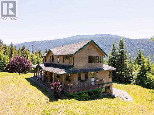 4625 Crescent View  Drive, Nelson, BC - Outdoor With Deck Patio Veranda