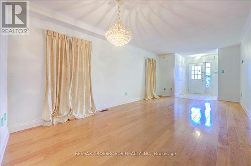 19 Penbridge Circle, Brampton (Fletcher'S Meadow), ON - Indoor Photo Showing Other Room