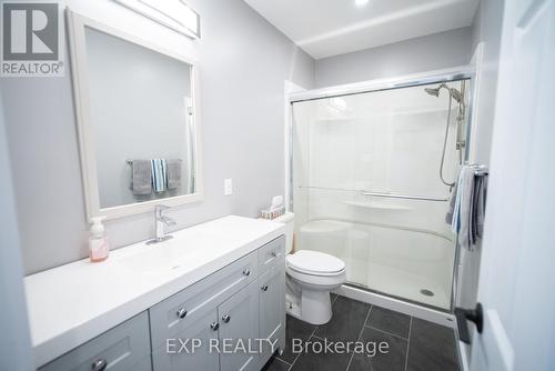 40 Birch Cres Crescent, Temagami, ON - Indoor Photo Showing Bathroom