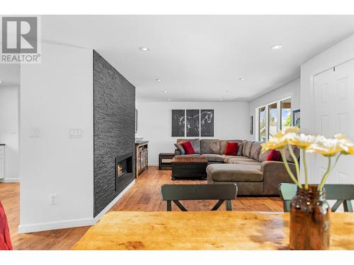 3155 Mathews Road, Kelowna, BC - Indoor Photo Showing Living Room With Fireplace