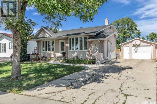 54 Fuhrmann Crescent, Regina, SK - Outdoor With Facade