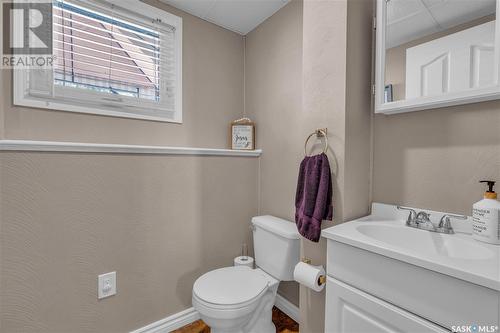 54 Fuhrmann Crescent, Regina, SK - Indoor Photo Showing Bathroom