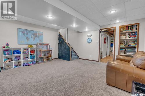 54 Fuhrmann Crescent, Regina, SK - Indoor