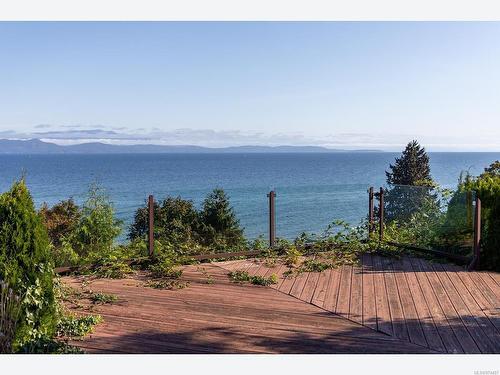 1083 Eaglecrest Dr, Qualicum Beach, BC 