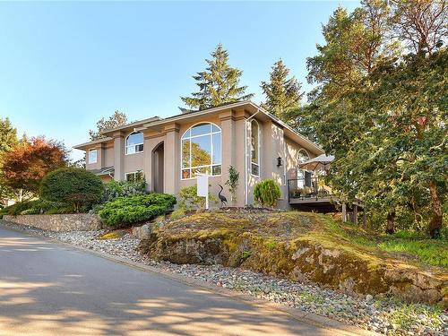 6782 Greig Crt, Central Saanich, BC 