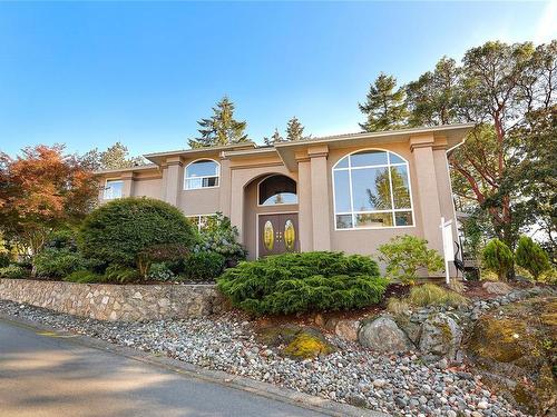 6782 Greig Crt, Central Saanich, BC 