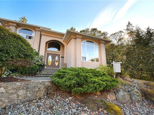 6782 Greig Crt, Central Saanich, BC 