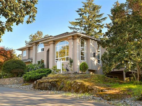 6782 Greig Crt, Central Saanich, BC 