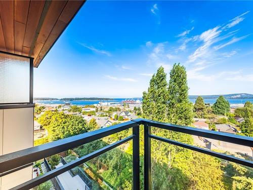 501-119 Haliburton St, Nanaimo, BC - Outdoor With Body Of Water With Balcony With View