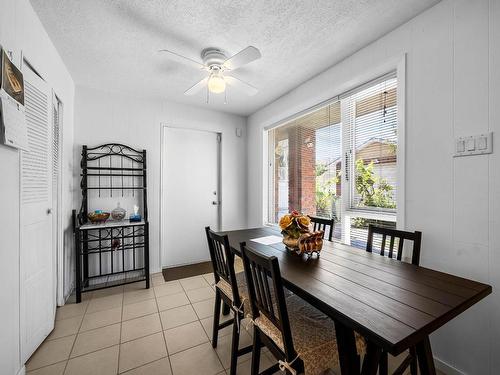 810 Ollek Street, Kamloops, BC - Indoor Photo Showing Dining Room