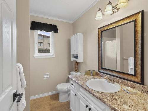 93-1950 Braeview Place, Kamloops, BC - Indoor Photo Showing Bathroom