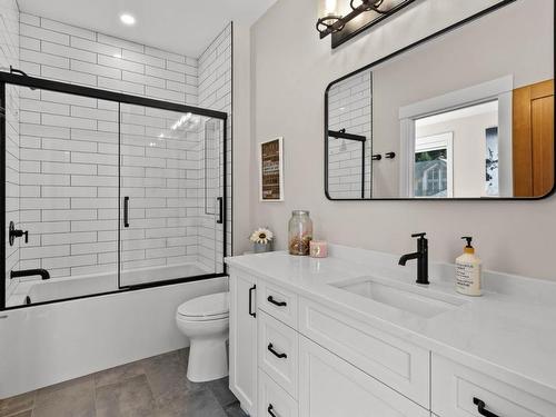 2424 Fairways Drive, Sun Peaks, BC - Indoor Photo Showing Bathroom