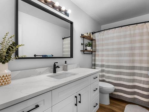 4116 Davie Road, Kamloops, BC - Indoor Photo Showing Bathroom