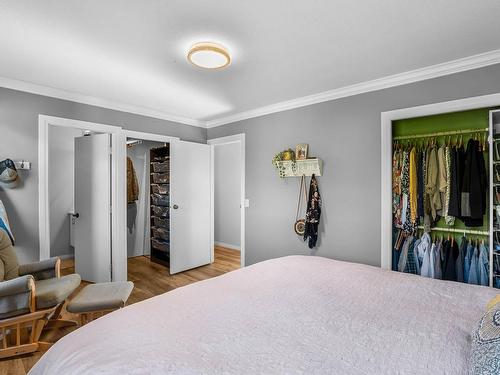 4116 Davie Road, Kamloops, BC - Indoor Photo Showing Bedroom