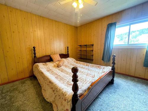 34 Stevens Avenue, Marathon, ON - Indoor Photo Showing Bedroom