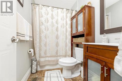 53A Wylie Circle, Halton Hills (Georgetown), ON - Indoor Photo Showing Bathroom