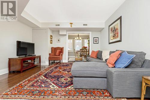 53A Wylie Circle, Halton Hills (Georgetown), ON - Indoor Photo Showing Living Room