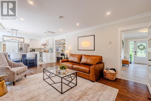 54 Middle Bight Road, Conception Bay South, NL - Indoor Photo Showing Living Room