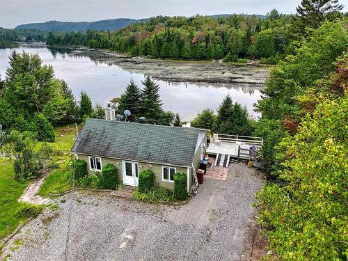 FaÃ§ade - 411 8E Rue, Chertsey, QC - Outdoor With Body Of Water With View