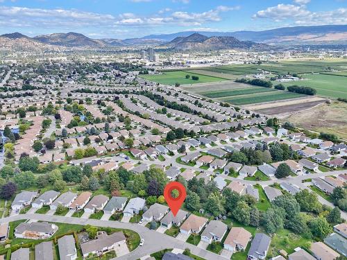 372-1260 Raymer Avenue, Kelowna, BC - Outdoor With View