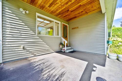 372-1260 Raymer Avenue, Kelowna, BC - Outdoor With Exterior