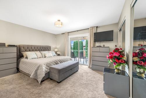 2-2100 Boucherie Road, West Kelowna, BC - Indoor Photo Showing Bedroom