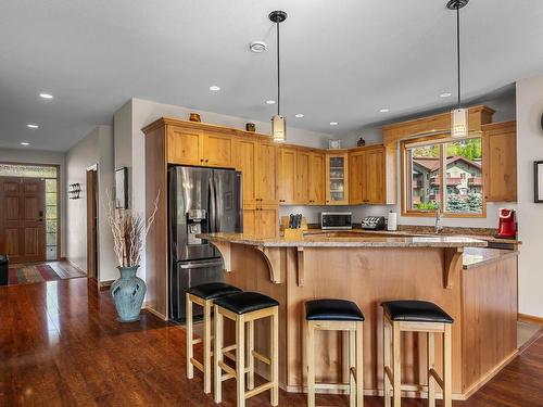 4101 Sundance Drive, Sun Peaks, BC - Indoor Photo Showing Kitchen