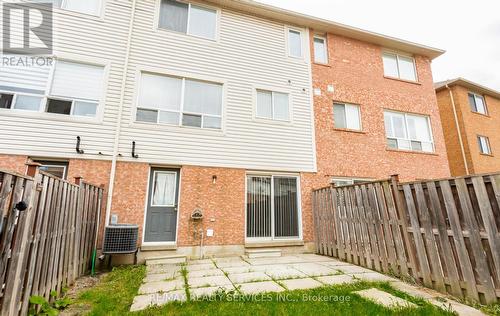 119 Decker Hollow Circle, Brampton, ON - Outdoor With Exterior