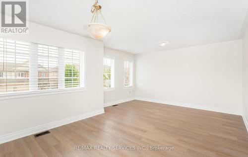 119 Decker Hollow Circle, Brampton, ON - Indoor Photo Showing Other Room