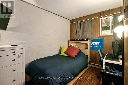 3 - 566237 Sideroad 7A, Grey Highlands (Markdale), ON - Indoor Photo Showing Bedroom