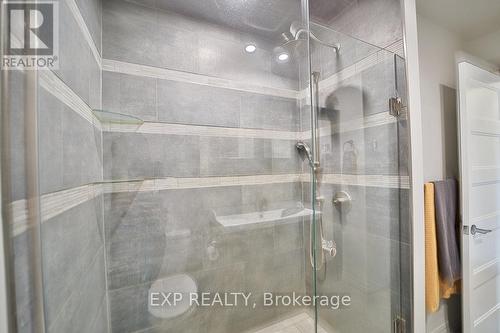 233 Sand Road, East Gwillimbury, ON - Indoor Photo Showing Bathroom