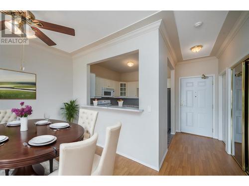 877 Klo Road Unit# 221, Kelowna, BC - Indoor Photo Showing Dining Room