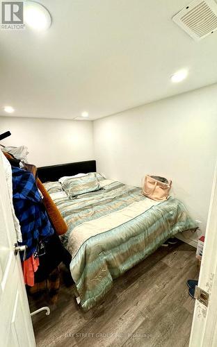 70 Salterton Circle, Vaughan (Maple), ON - Indoor Photo Showing Bedroom