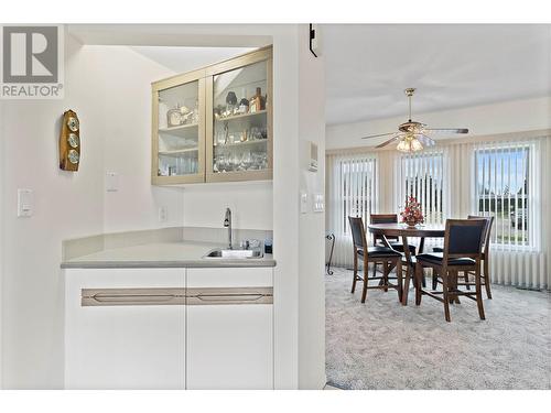 2645 Golf View Place, Blind Bay, BC - Indoor Photo Showing Dining Room