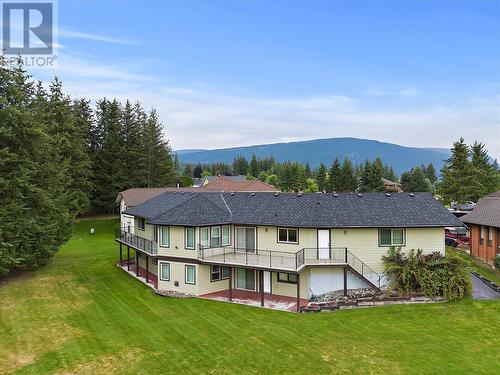 2645 Golf View Place, Blind Bay, BC - Outdoor