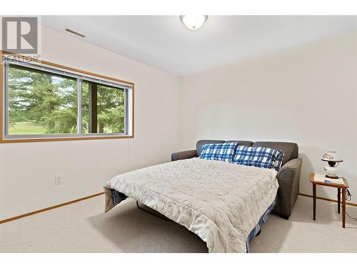 2645 Golf View Place, Blind Bay, BC - Indoor Photo Showing Bedroom