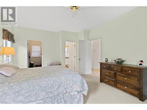 2645 Golf View Place, Blind Bay, BC - Indoor Photo Showing Bedroom