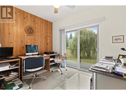 2645 Golf View Place, Blind Bay, BC - Indoor Photo Showing Office