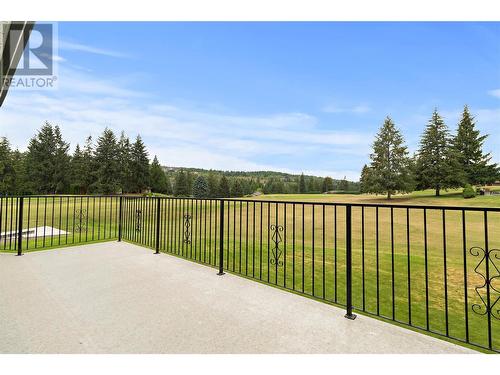 2645 Golf View Place, Blind Bay, BC - Outdoor