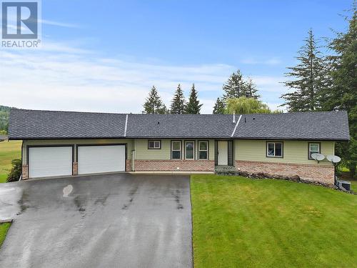 2645 Golf View Place, Blind Bay, BC - Outdoor