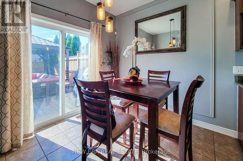 3 Hartland Road, Hamilton (Stoney Creek), ON - Indoor Photo Showing Dining Room