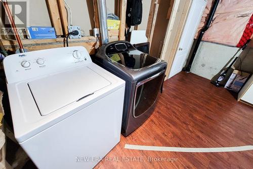 3 Hartland Road, Hamilton (Stoney Creek), ON - Indoor Photo Showing Laundry Room