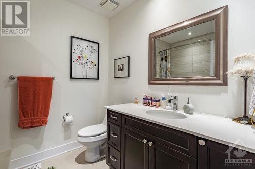 302 Byron Avenue, Ottawa, ON - Indoor Photo Showing Bathroom