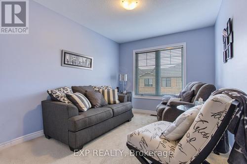 61 Waterview Lane, Grimsby, ON - Indoor Photo Showing Other Room