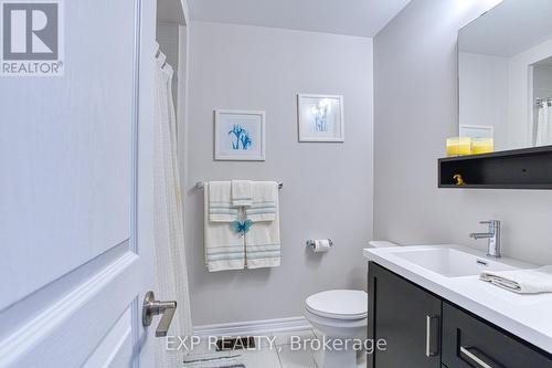 61 Waterview Lane, Grimsby, ON - Indoor Photo Showing Bathroom