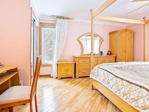 Master bedroom - 49 Ch. Cadieux, La Minerve, QC - Indoor Photo Showing Bedroom