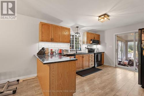 181 Moores Beach Road, Georgina (Virginia), ON - Indoor Photo Showing Kitchen