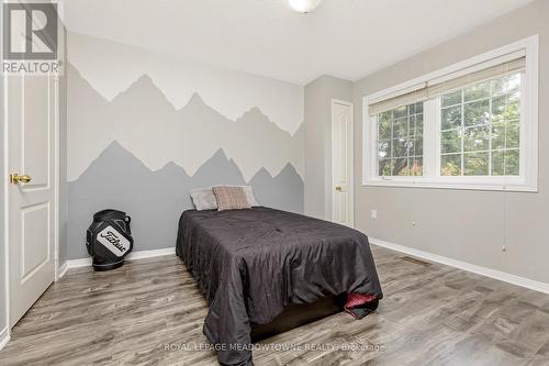 53 Gooderham Drive, Halton Hills, ON - Indoor Photo Showing Bedroom