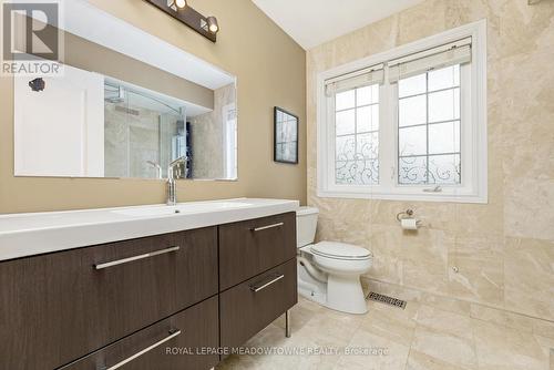 53 Gooderham Drive, Halton Hills (Georgetown), ON - Indoor Photo Showing Bathroom